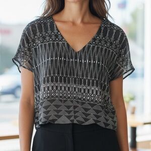 H&M Black Geometric Pattern Blouse